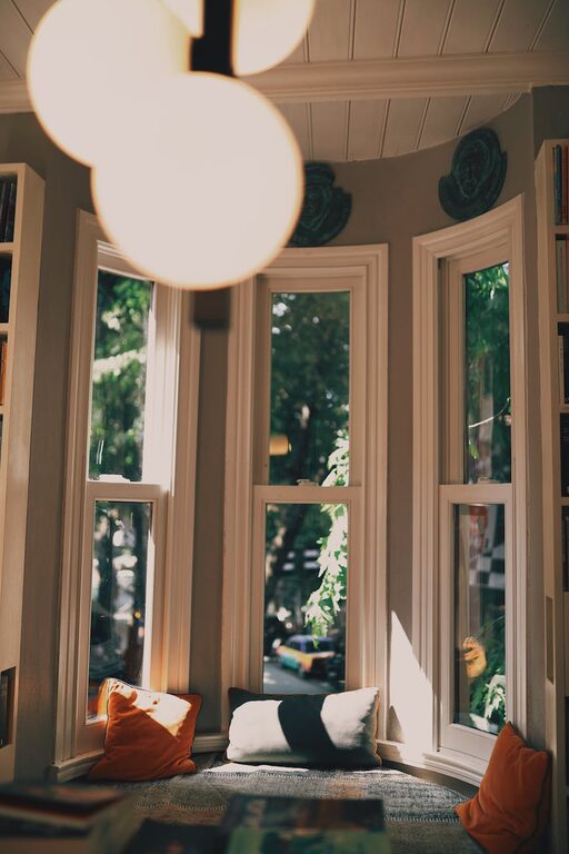 Tips for Creating a Cosy Reading Nook in Your Home